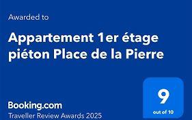 Appartement 1er étage piéton Place de la Pierre